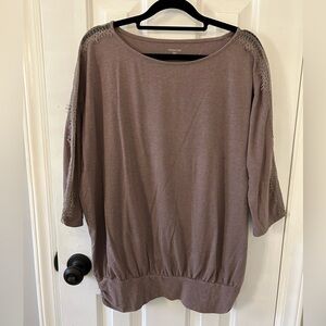 Garnet Hill Size L Large Lace Detail 3/4 Length Sleeve Top